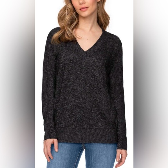 Buffalo David Bitton Ladies' Soft Cozy V-Neck Long Sleeve Top BLACK - Picture 1 of 10